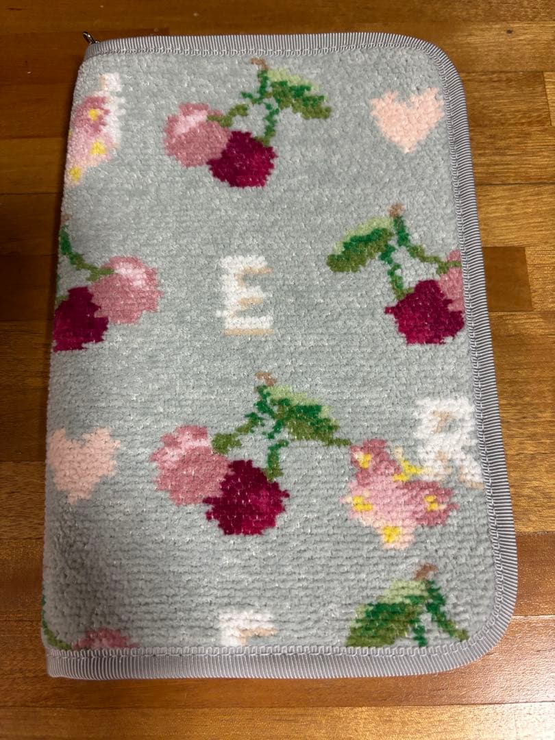 フェイラー　母子手帳ケース　さくらんぼ フェイラー 母子手帳ケース キープスマイリングチェリー さくらんぼ柄