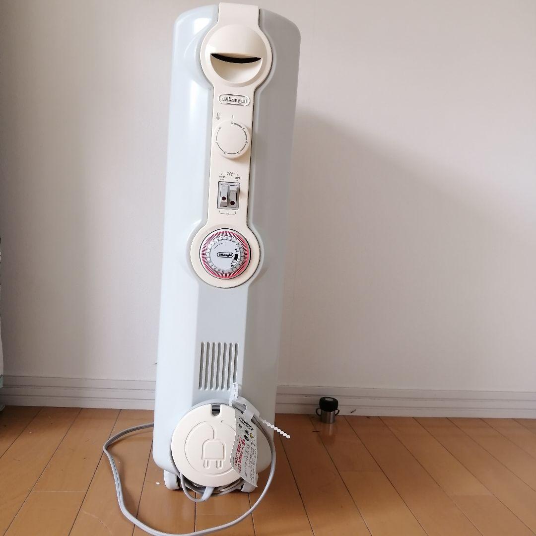 DeLonghi オイルヒーター JR0812-CR ホワイト クリーム Amazon | デロンギ デロンギ オイルヒーター JR0812－CR | De