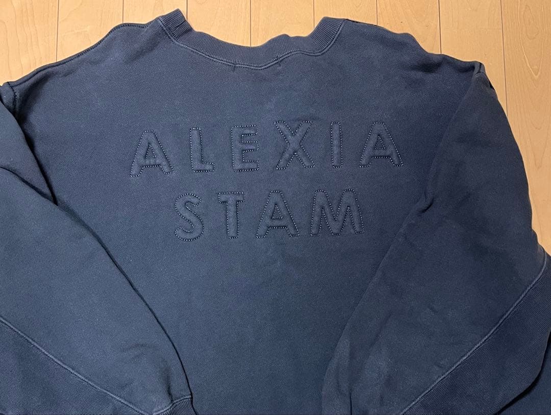 ALEXIA STAM バックロゴ刺繍 オーバーサイズスウェット ネイビー