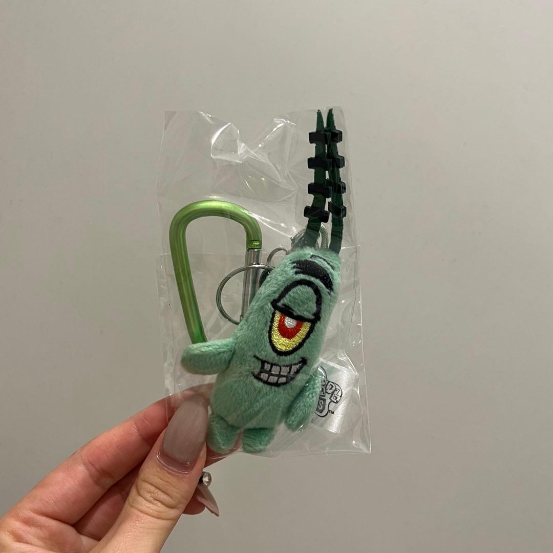 スポンジ・ボブ BAYFLOW SECRETヌイキーホルダー プランクトン - メルカリ