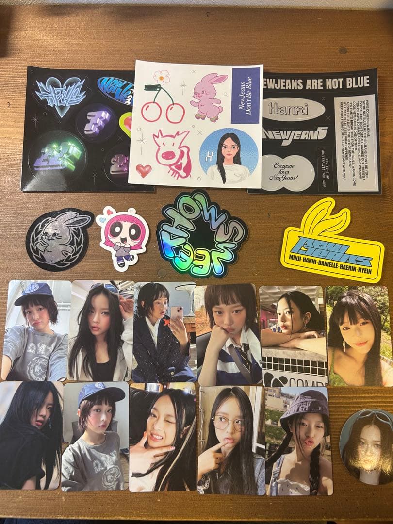 NewJeans ハニトレーディングカード ステッカーセット - メルカリ