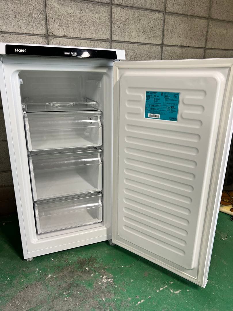 A803♠️配送設置可☑️Haier ノンフロン電気冷凍庫2024年製