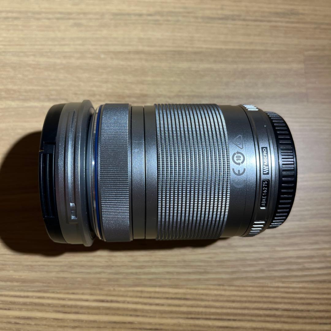 OLYMPUS 40-150mm f/4.0-5.6 R ズームレンズ