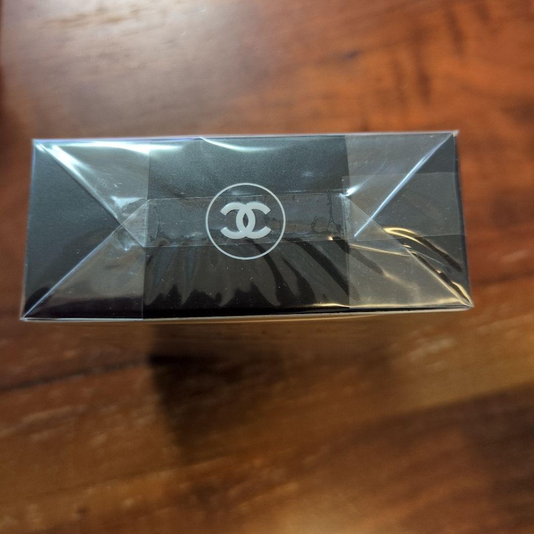 ガジュ 《新品》CHANEL ALLURE