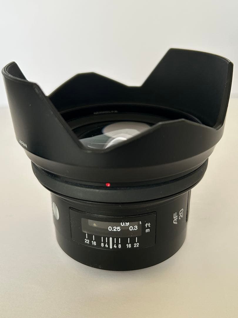 MINOLTA AF 20mm F2.8 広角レンズ フード・キャップ付き