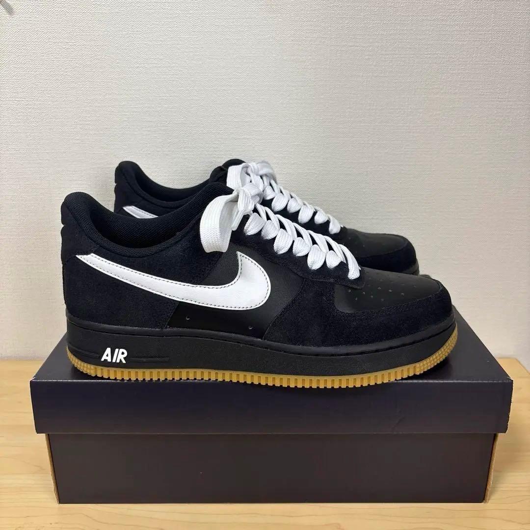 NIKE エアフォース1 '07 LV8 黒 26.5cm