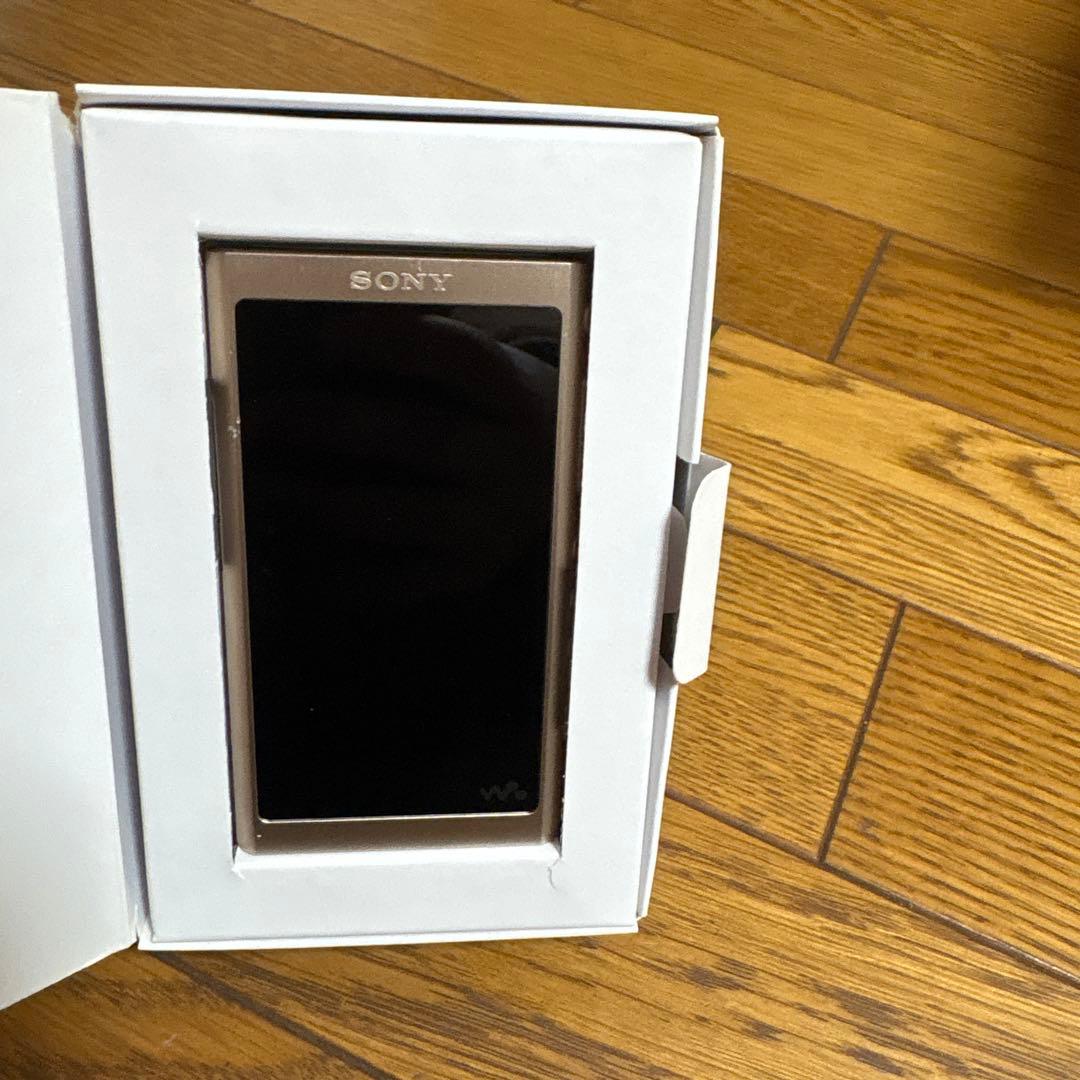 SONY NW-A55 デジタルミュージックプレーヤー WALKMAN ゴールド - メルカリ