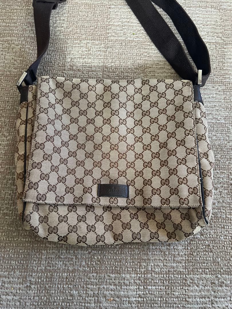 GUCCI GGモノグラム ショルダーバッグ Gucci GGモノグラム ショルダーバッグ | ブラウン | FARFETCH JP