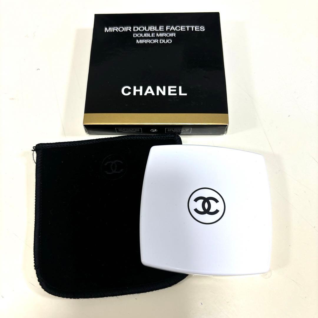 シャネル ミラー 白 ☆ - メルカリ