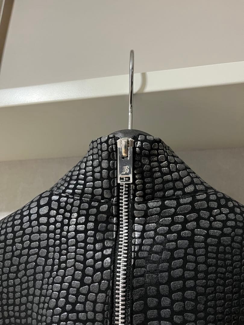 ジョンローレンスサリバン3D プリント ハイネック トップ - メルカリ