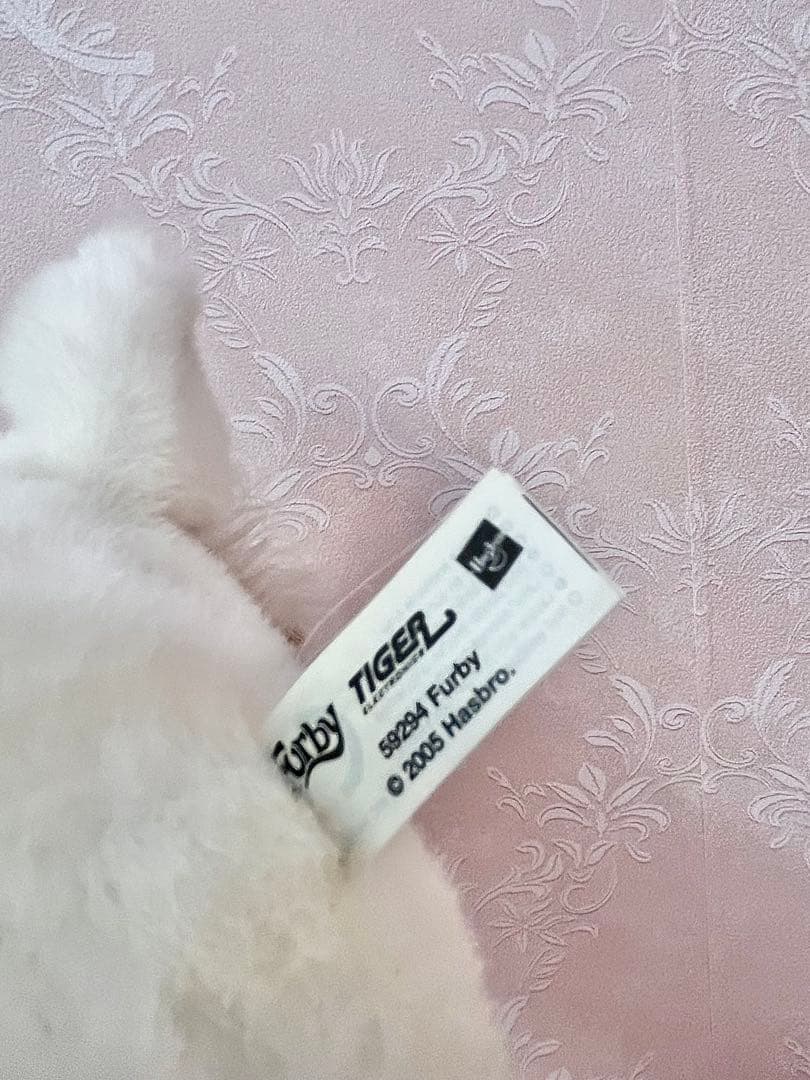 Furby 2（ファービー2）ドイツ語版 シュガースノー ブルーアイ 可動品