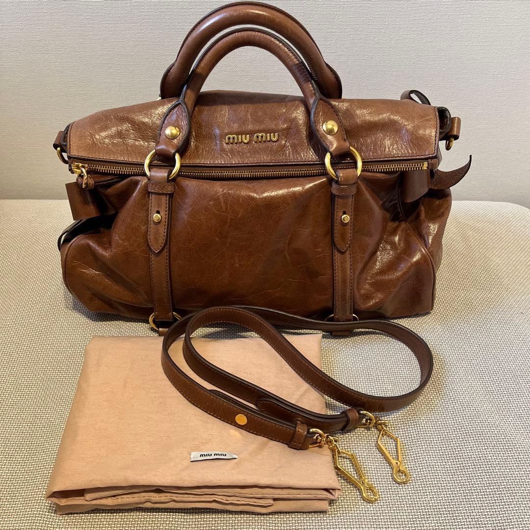 miu miu ブラウンレザー ハンドバッグ miu miu（ミュウミュウ） ハンドバッグ レザー ブラウン : ブランド