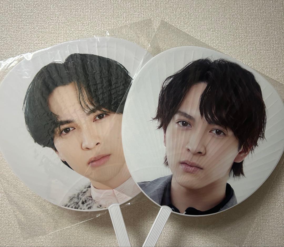 吉田仁人 エビライ うちわ 2枚セット - メルカリ