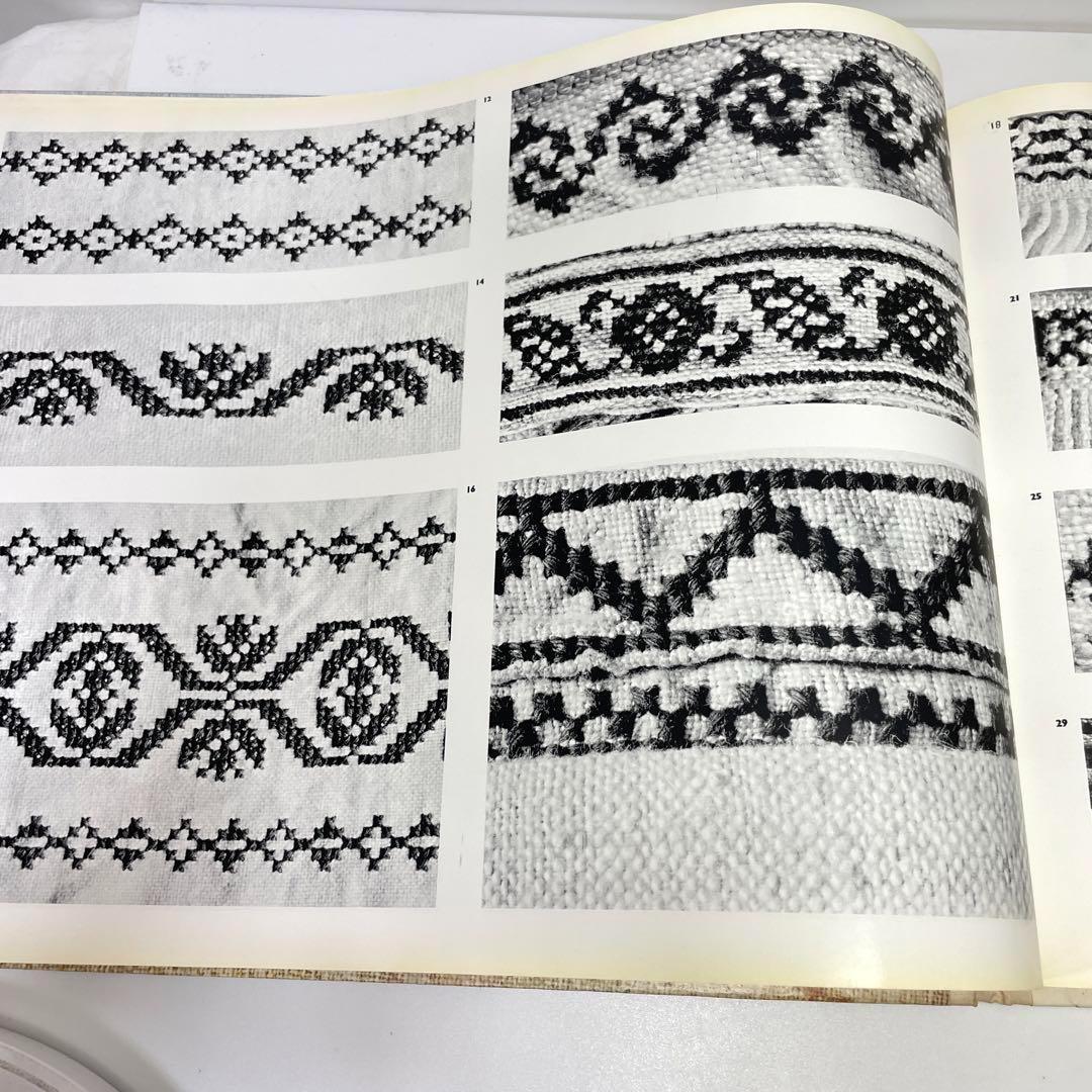 クロアチア 刺繍 別冊図案付 Croatian Folk Embroidery - メルカリ