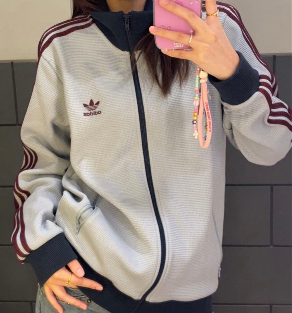 日本未発売カラー2XL⭐️adidasアディカラートラックトップ ワッフル