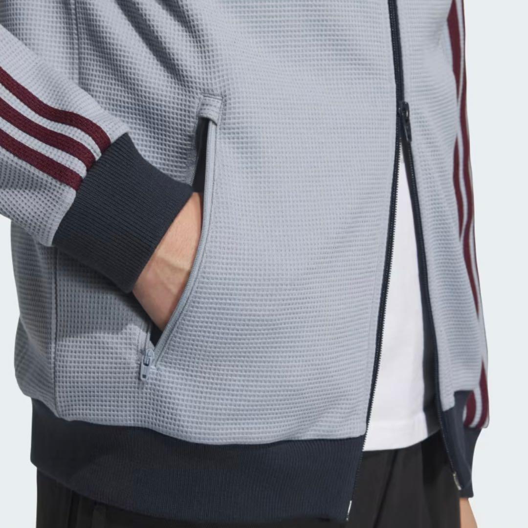 日本未発売カラー2XL⭐️adidasアディカラートラックトップ ワッフル