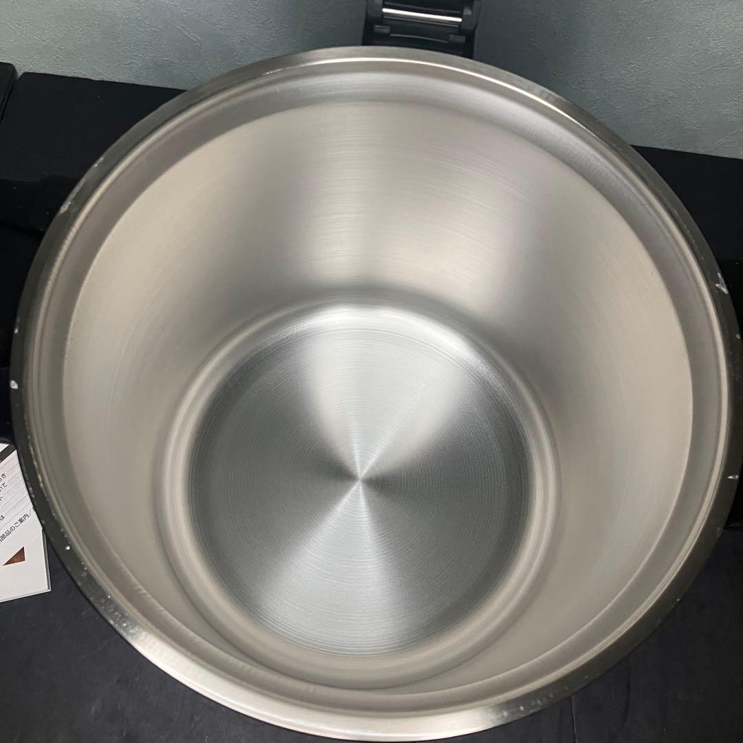 サーモス　真空保温調理器　保温調理鍋　シャトルシェフ　4.5L 未使用品