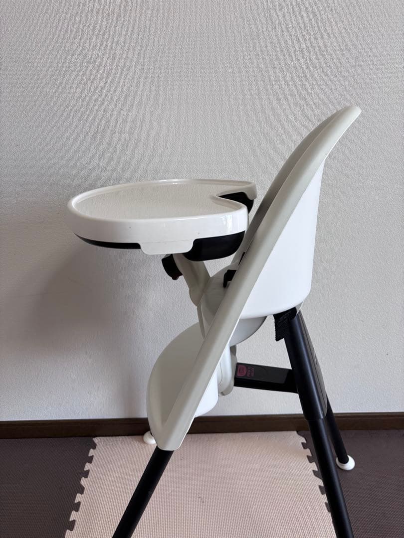 廃盤品]ベビービョルン ハイチェア - メルカリ