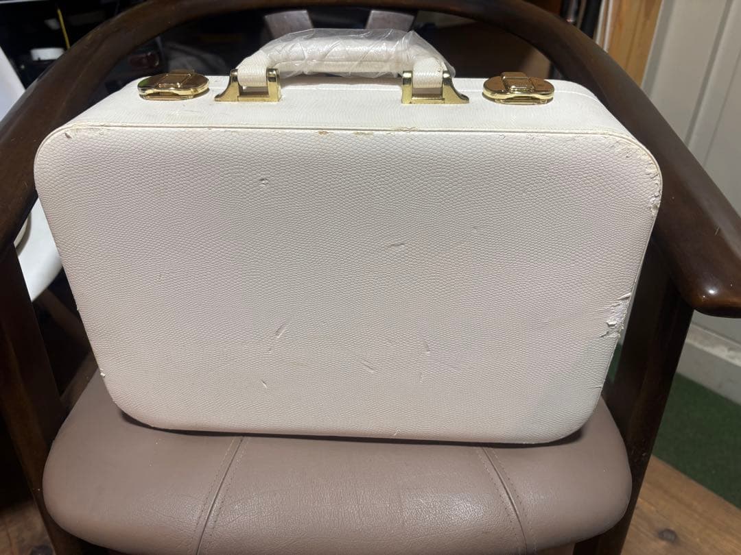 Queen's Five 美顔器 超音波 イオン導入 ケース付き 美顔器 Queen's