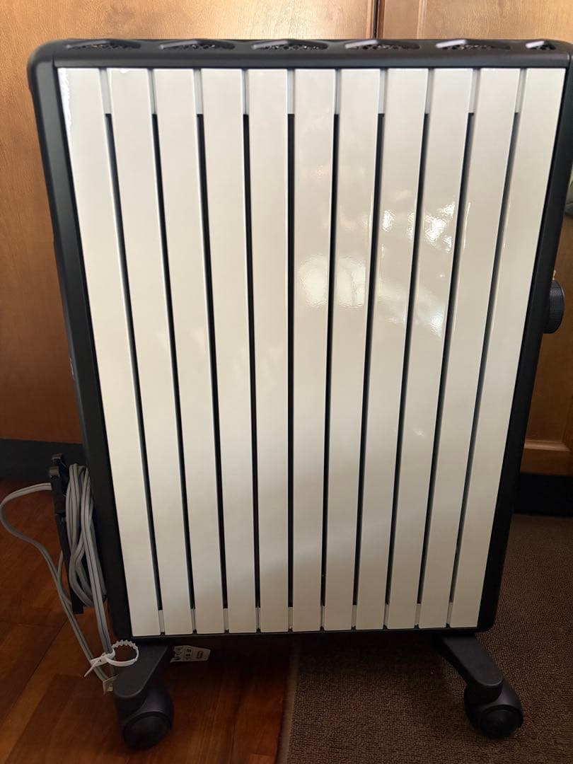 2024年製　デロンギ 2024年 ありがとうございました☕〉 今年も1年間デロンギをご愛顧