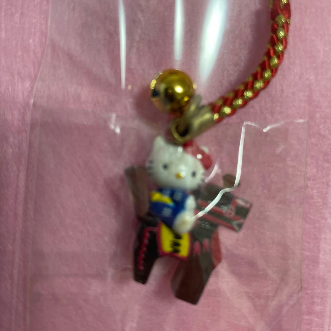 ハローキティ ご当地ストラップ 根付け 福島限定 三春駒 - メルカリ