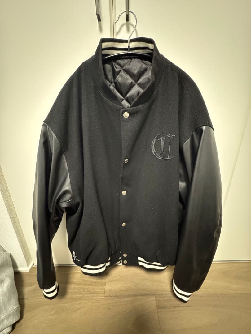 美品　CRONOS クロノス　スタジャン　スタジアムジャンパー　アウター　M 美品】CRONOS クロノス スタジャン Mサイズ【BLACK】 - メルカリ