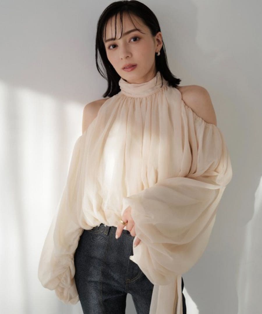 anuans シフォンボリュームブラウス ライトベージュ シフォンボリュームブラウス