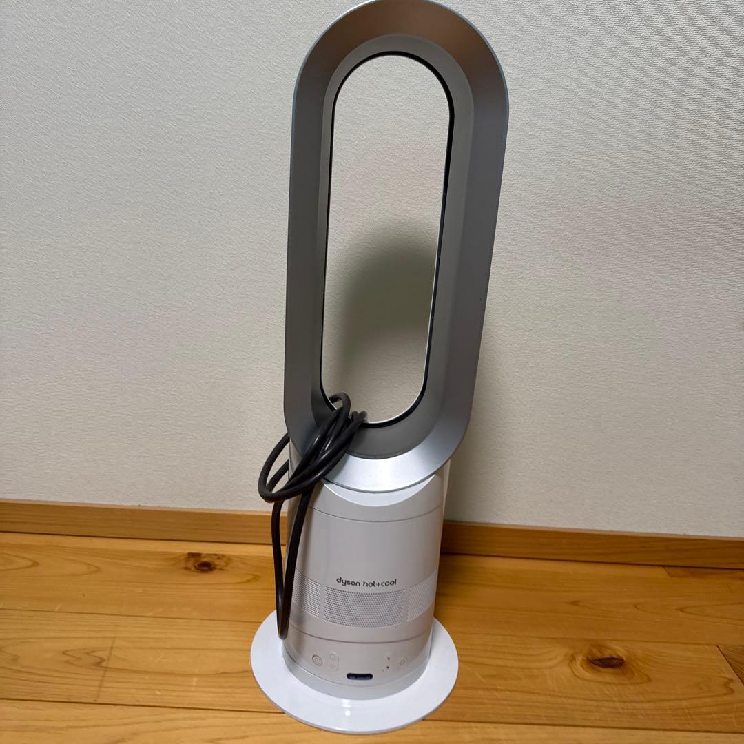 K*E様 dyson hot+cool 扇風機　暖房 ヒーター、扇風機として1台2役で活躍し、脱衣所などの狭い部屋にも最適