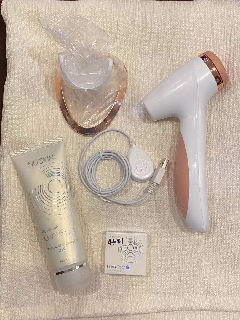 ニュースキンLumiSpa 美顔器　ageLOCルミスパio IoT対応美顔器「ageLOC ルミスパ iO」 2022年10月12日(水)発売！ 専用