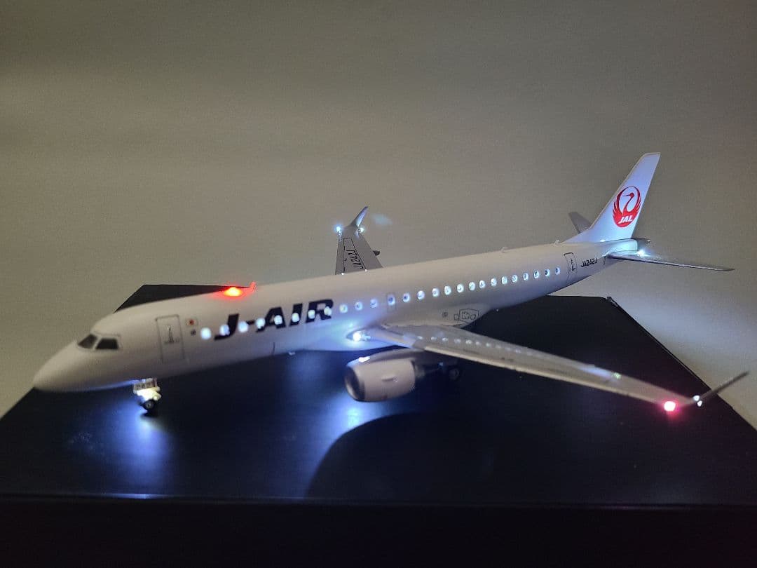 JAL エンブラエル E190 LED仕様 完成品 JAL エンブラエル E190 LED仕様