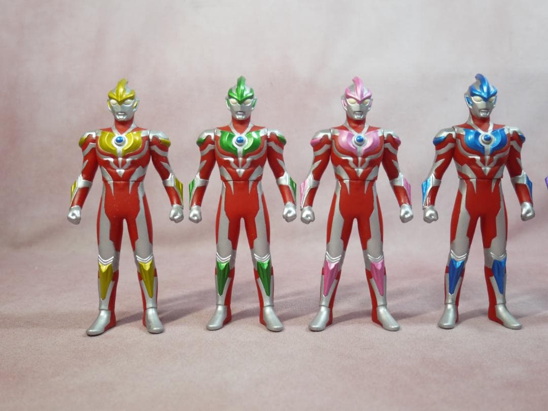 ウルトラマンギンガ セブンカラーズコレクション 全7体 限定ソフビ