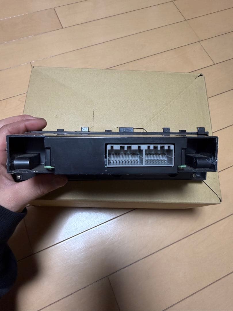 ER34 エアコンパネル 前期 GTR兼用 - メルカリ