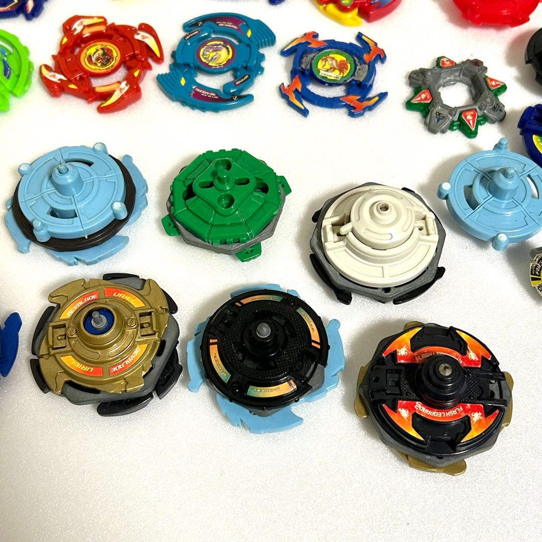 ベイブレード 当時物 おもちゃ レトロ 懐かしい タカラトミー バンダイ