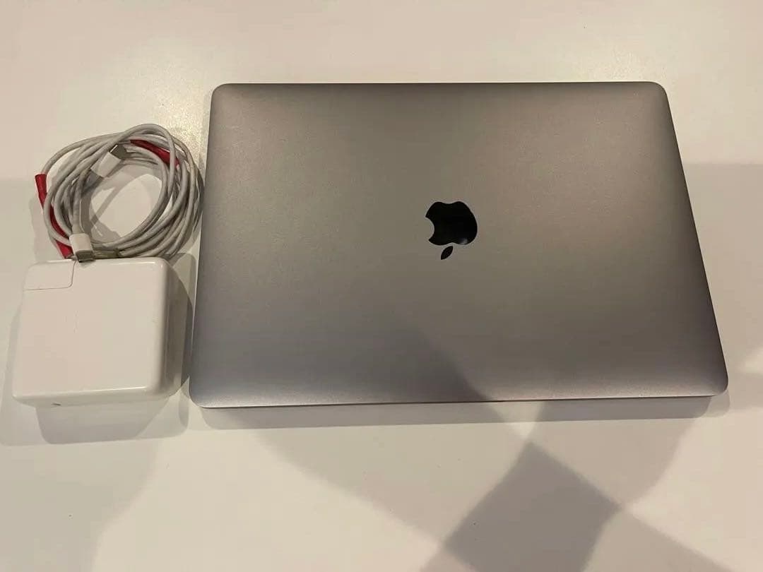 MacBook Pro 13 2020 m1 512GBインチ シルバー充電器付 Amazon.com: Apple Late 2020 MacBook Pro with Apple M1 Chip, 13