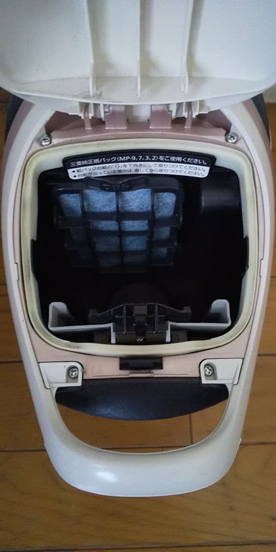 21年製❗軽量型、三菱、紙パック式掃除機(パワーノズル)