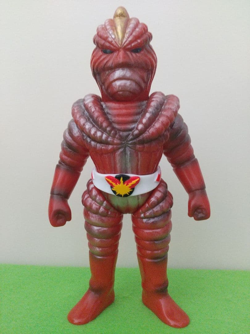 サナギマン（イナズマン）東映レトロソフビコレクション - メルカリ