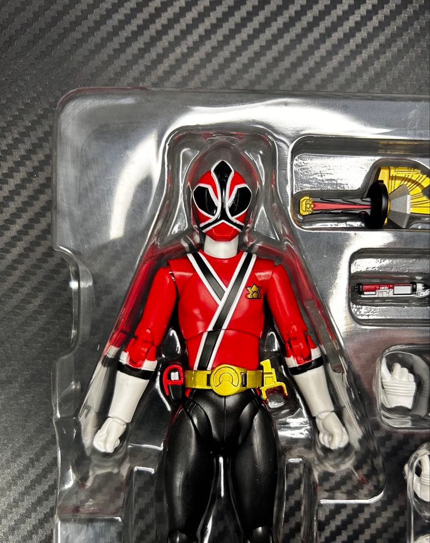 侍戦隊シンケンジャー S.H.Figuarts フィギュア シンケンレッド