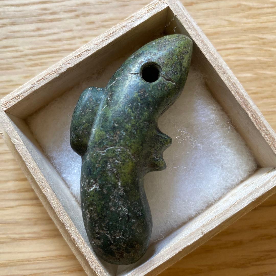 古墳期 全面風化カセ 出雲石製 6.7cm 子持ち勾玉｜伝 奈良県御所市周辺出土