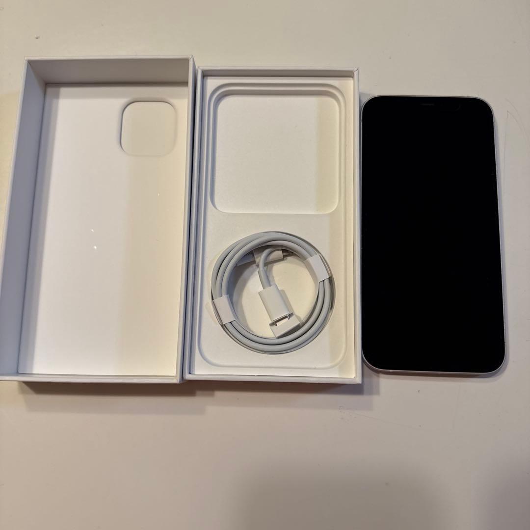 H*a様 iPhone12 128GBホワイトカラー箱付き充電コード付き - 携帯電話