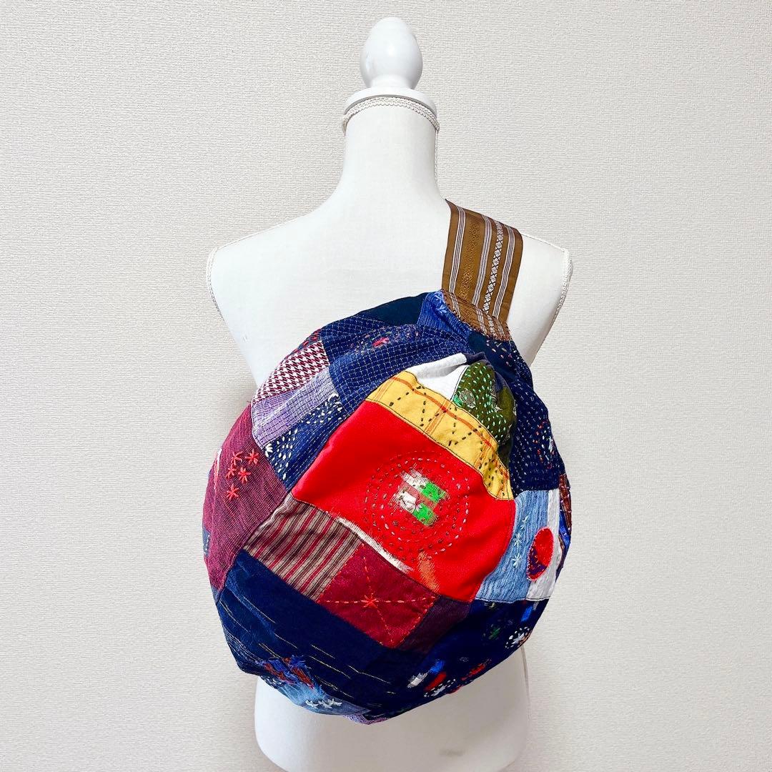 【80番】和柄　刺し子とパッチワークのリュック　ボディバッグ 日本製 バッグ トートバッグ 巾着 つむぎ 和柄 パッチワーク柄 無地