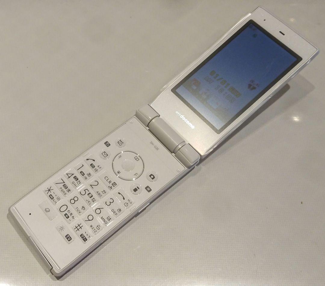 新品 レア ドコモ SH-03E ホワイト ガラケー ワンセグ ゲーム 携帯