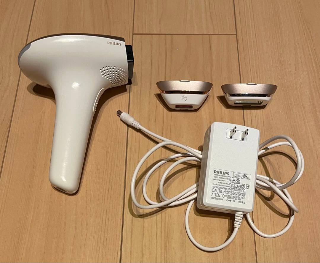 フィリップス 光美容器 ルメア アドバンス (VI対応) SC1997/70 フィリップス（Philips） / ルメア アドバンス SC1999／70 (光美容器