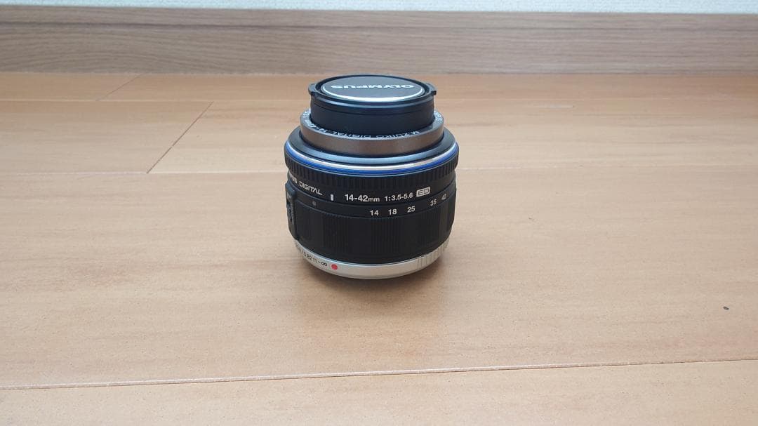 ジャンク品】Olympus E-PL6 ミラーレスカメラ レッド+レンズ2本