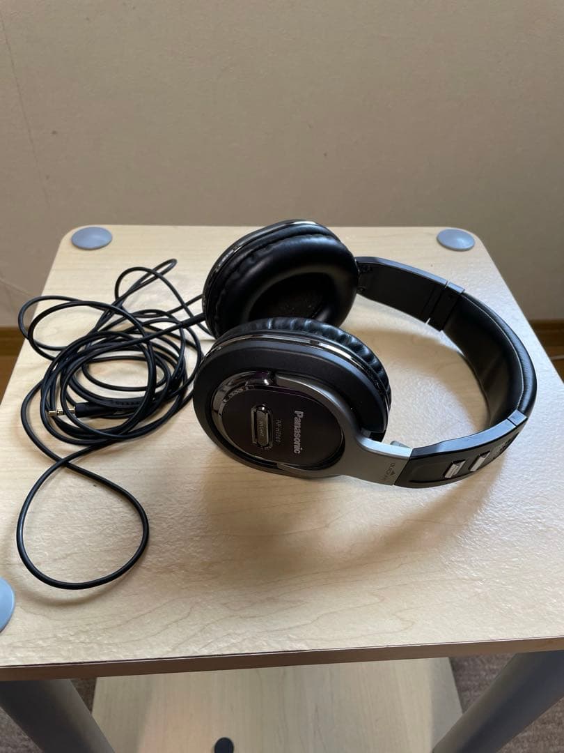 Panasonic RP-HT560 有線ステレオヘッドホン 概要 ステレオヘッドホン RP-HT560 | ヘッドホン／インサイドホン