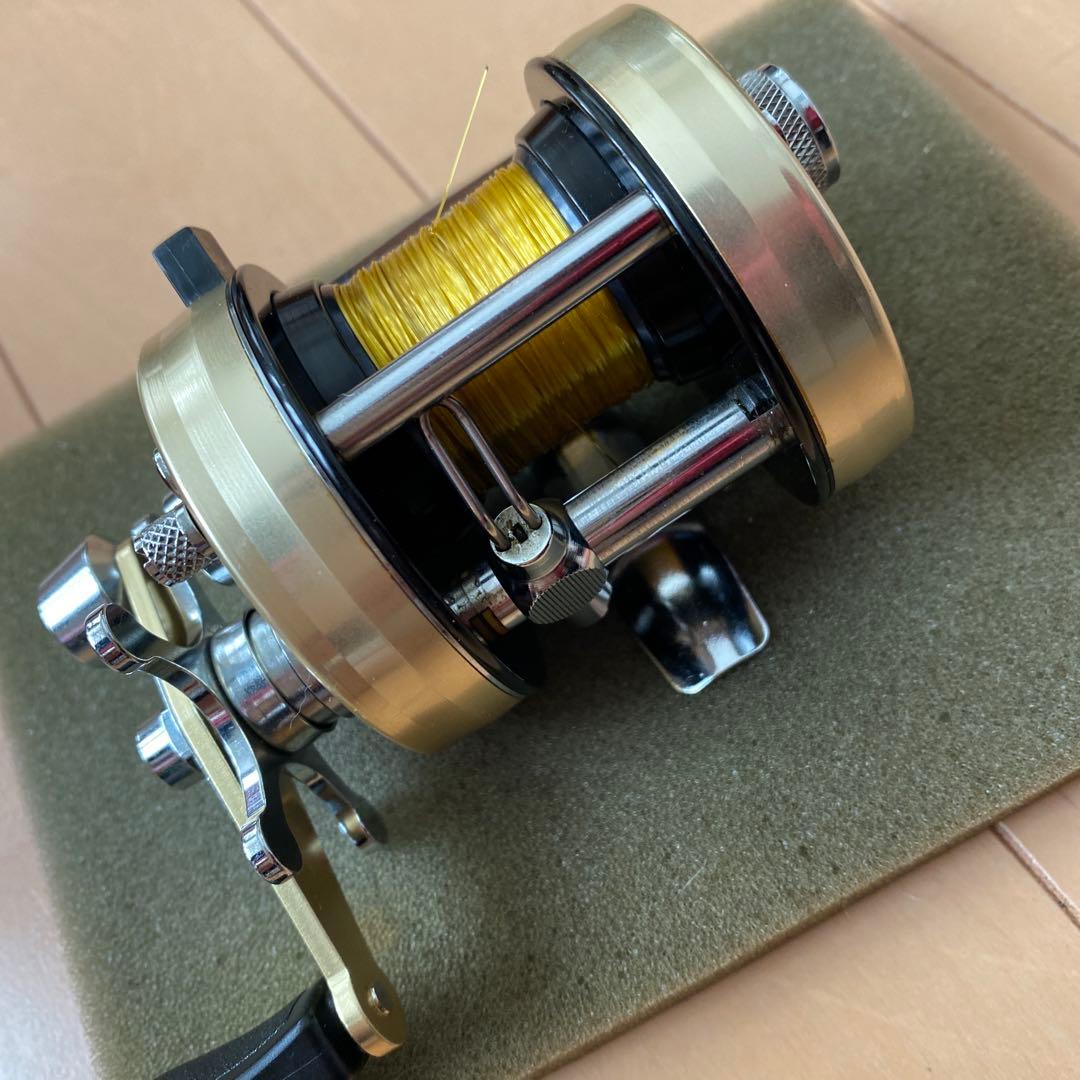 Abu アンバサダー 2500C I シャンパンゴールド 希少 アブガルシア