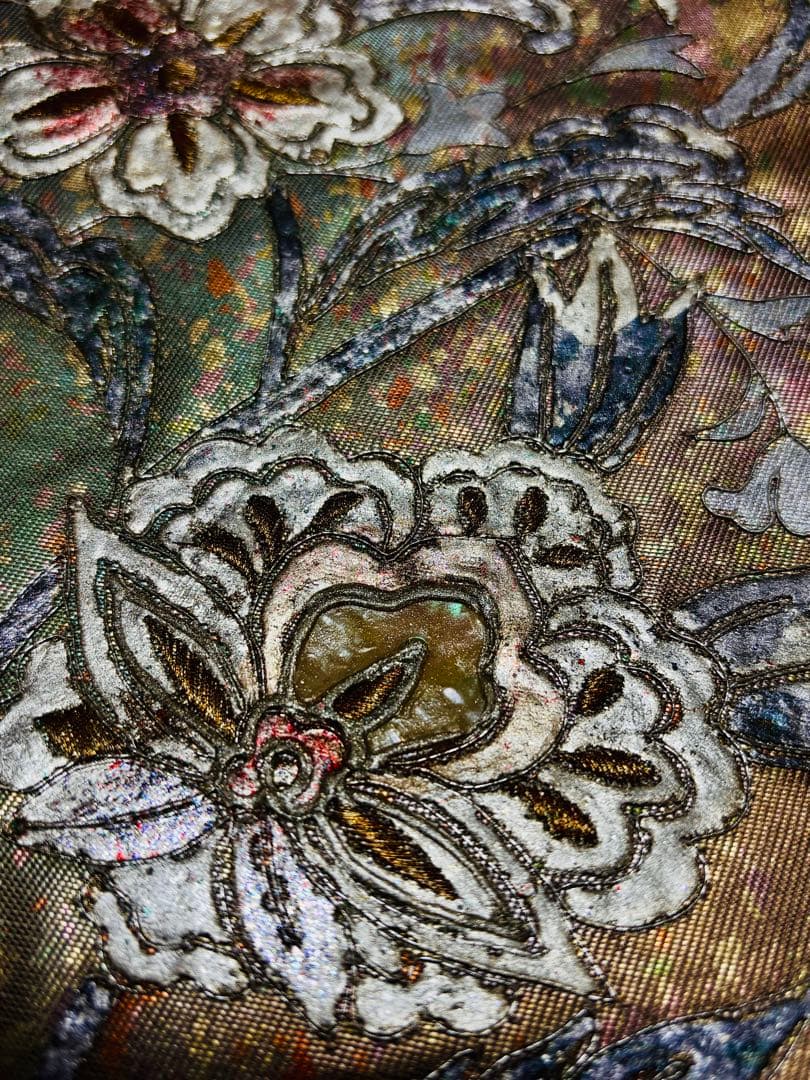 袋帯 螺鈿 金彩 刺繍 花唐草文様 お太鼓柄 - メルカリ