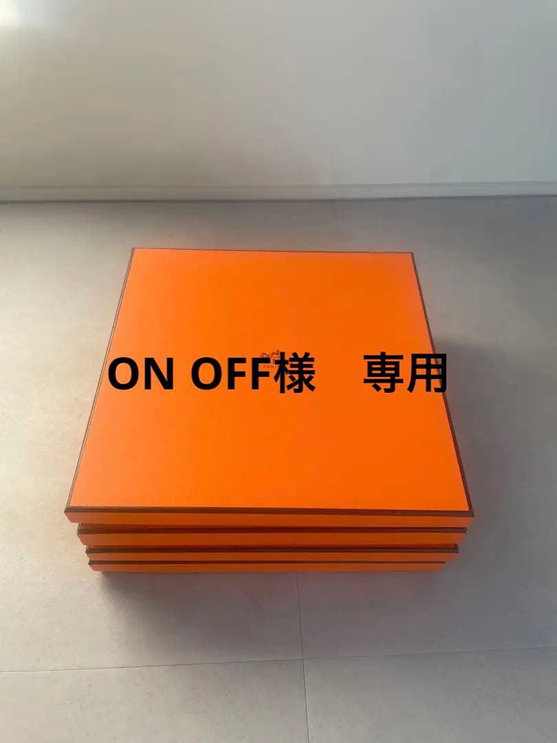 【美品】エルメス 空箱 4個 カレ90 スカーフ Yahoo!オークション -「エルメス 空箱 スカーフ」の落札相場・落札価格