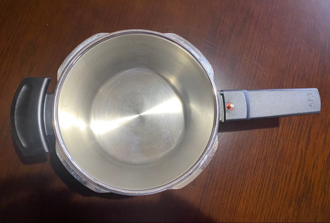 Fissler(フィスラー)ステンレス圧力鍋 2.5L