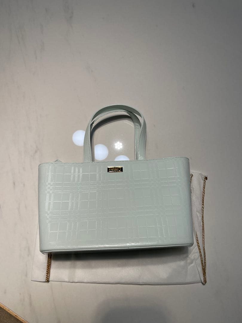 burberryライトグリーン エナメル ハンドバッグ アウトレット】BURBERRY バーバリー ハンドバッグ/ショルダーバッグ