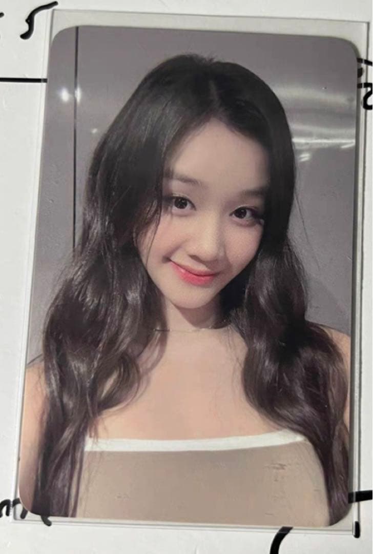 BABYMONSTER 台湾 台北 サイン会 当選者　30枚限定 ファリタ BABYMONSTER ローラ 台湾 台北 サイン会 抽選 30枚限定 トレカ - メルカリ